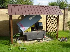 Генератор Geko под навесом